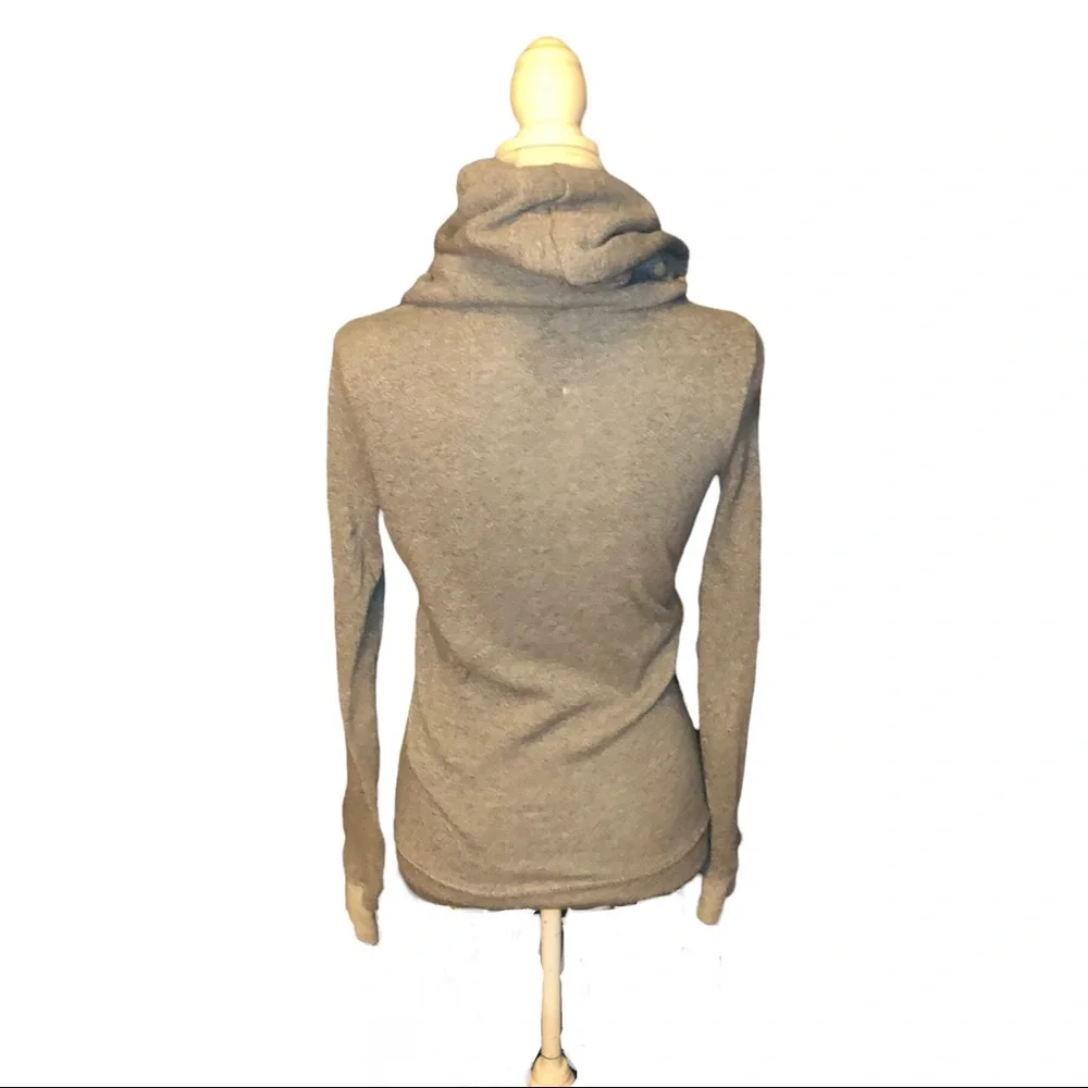 Women’s Volcom Heather-Gray Zip-Up Hoodie w/ a Raised Neck - Picture 9 of 16